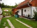 Pron�jem chaty - Tr�vnica, Ji�n� Slovensko